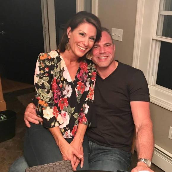 Meet your Posher, Lisa - Picture 1 of 1